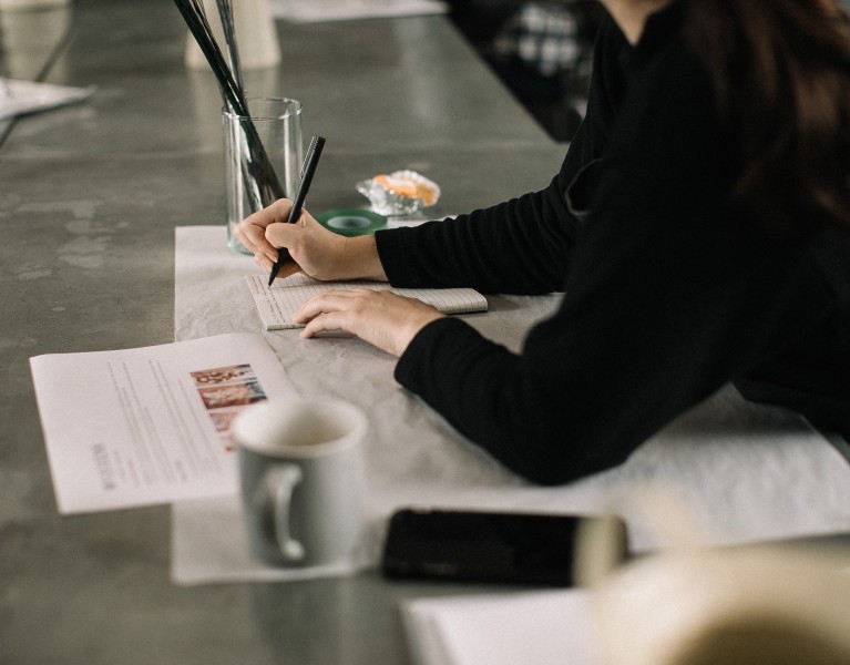 Sales and Lease Advisor 1